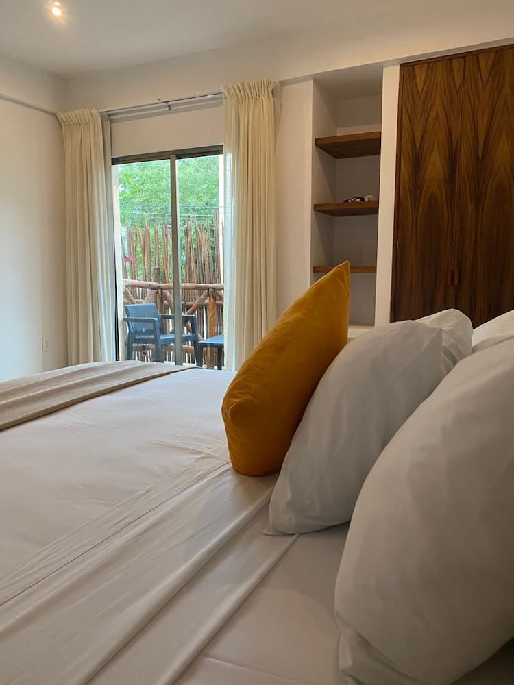 Hotel Pelecanus Suites