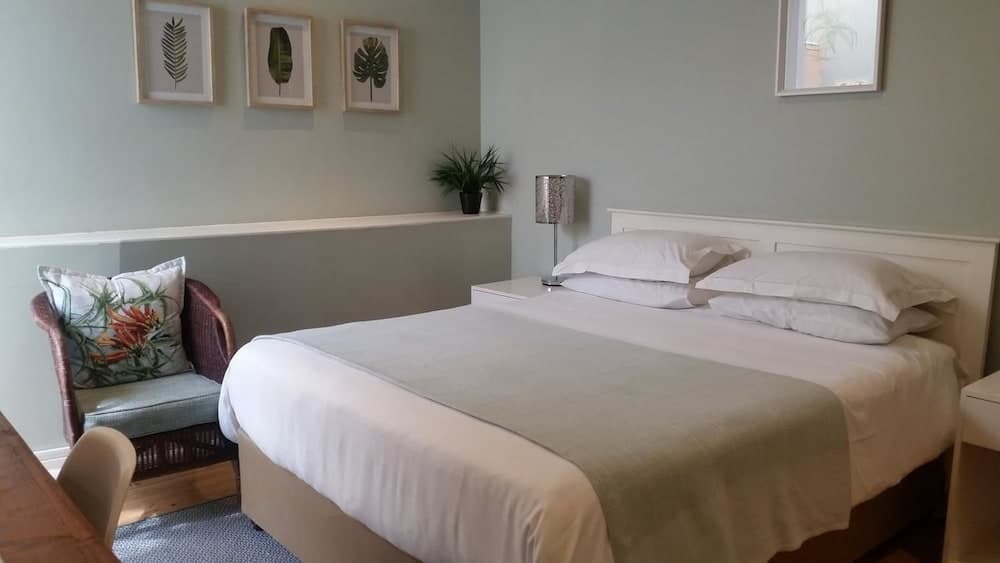 The Greenhouse Guesthouse