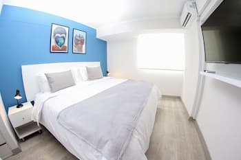 Trendy Host Stelar Miraflores