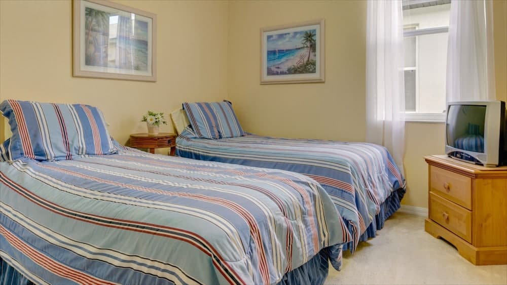 Southampton Vacation Home with Pool