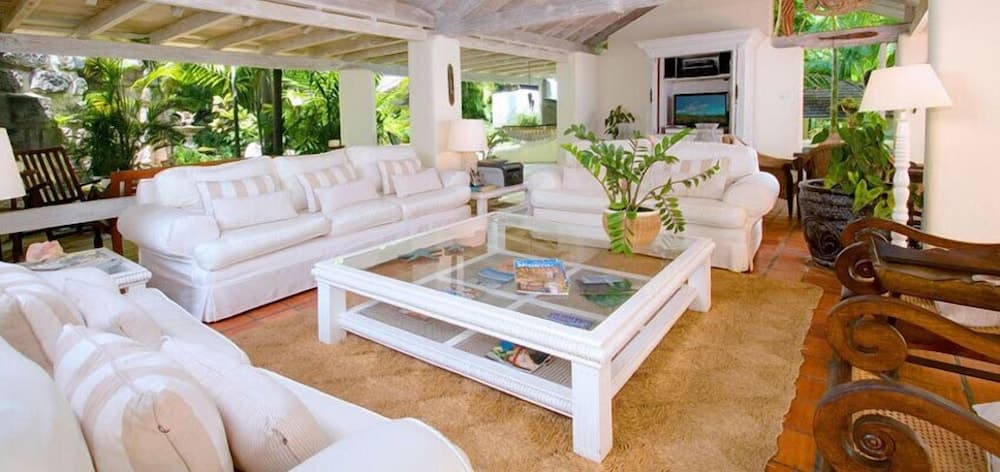 Landmark House & Cottage