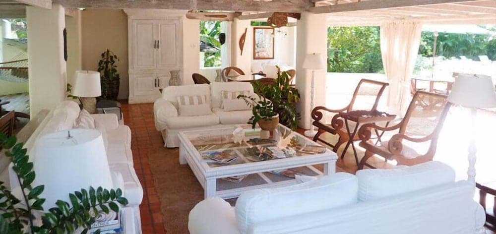 Landmark House & Cottage