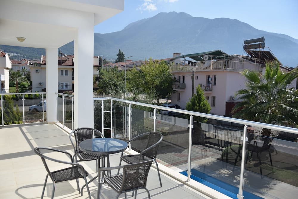 Villa Lucia by Turkish Lettings