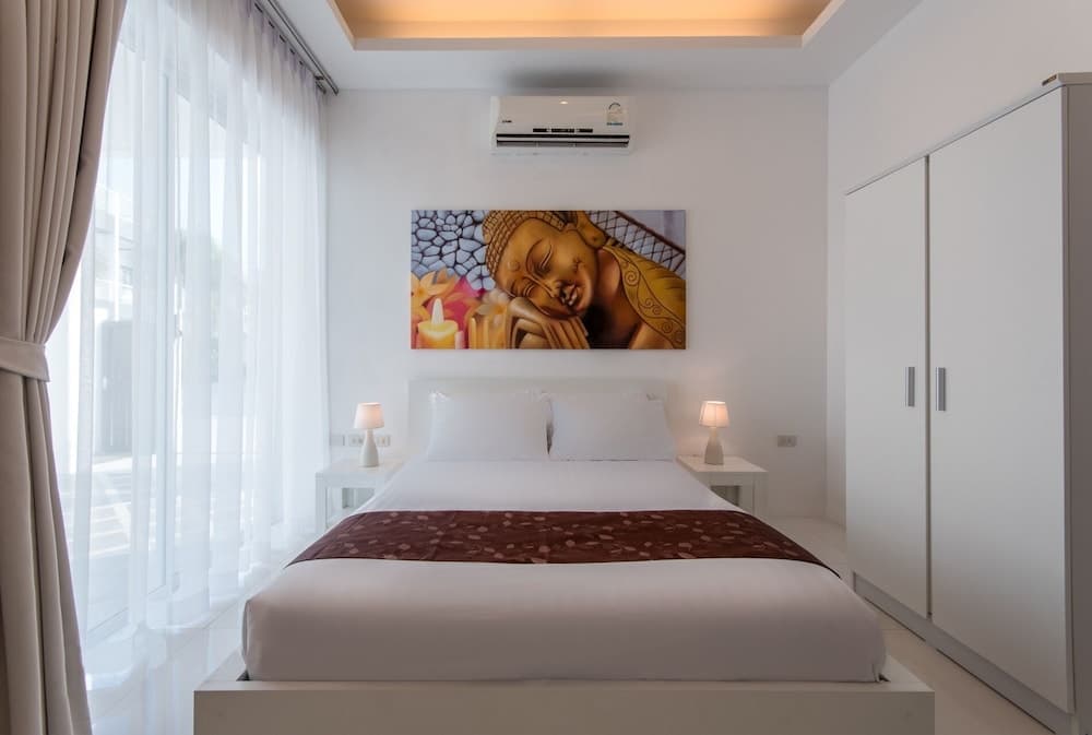 Kamala Contemporary 3 Bedrooms Pool Villa