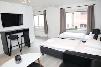 Fastliving Apartment Hotel