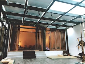 Restful Mountain Lodge