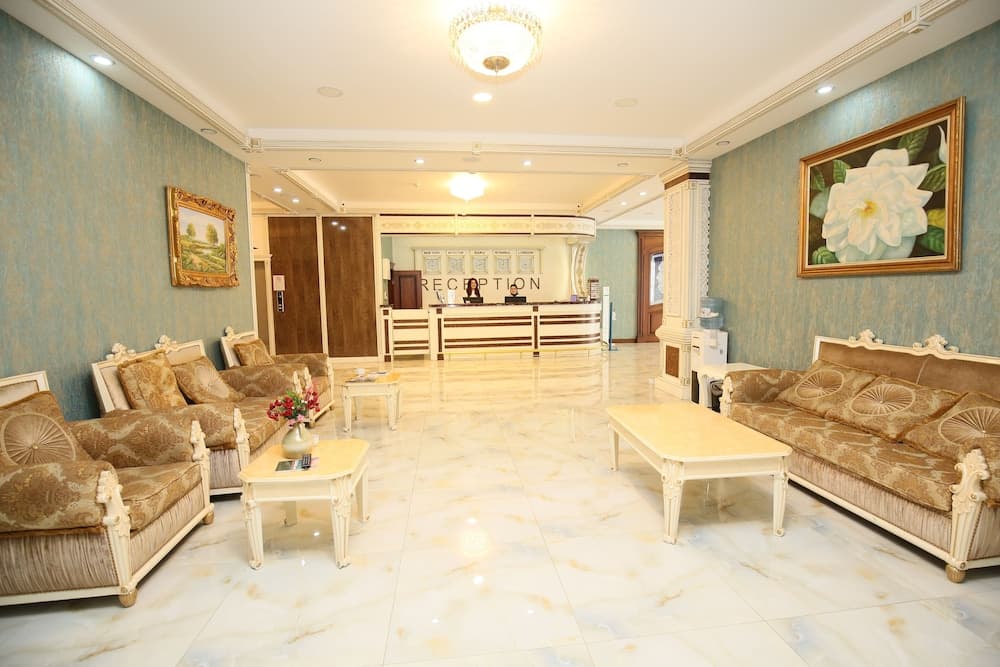 Altus Hotel Baku - Free Massage