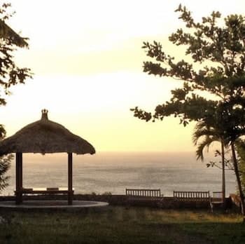 Romeo Beachfront Bungalow