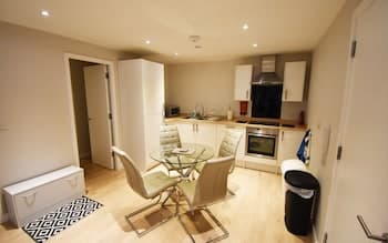 Toothbrush Apts - Ipswich Princes St