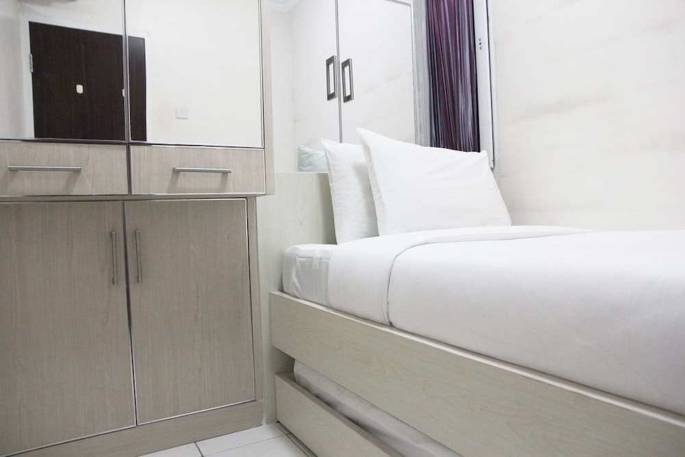 Comfortable 2BR Mutiara Bekasi Apartment