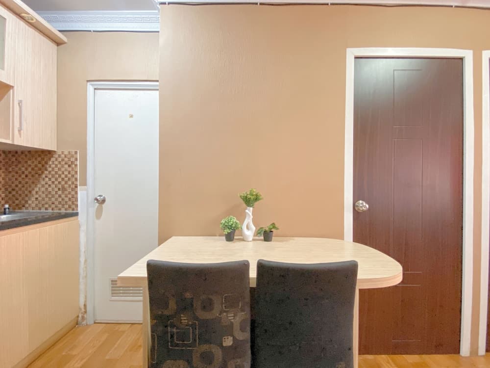 Relaxing 2BR Mutiara Bekasi Apartment