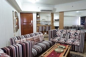 Strategic 3BR Apt at Sudirman Tower Condominuim