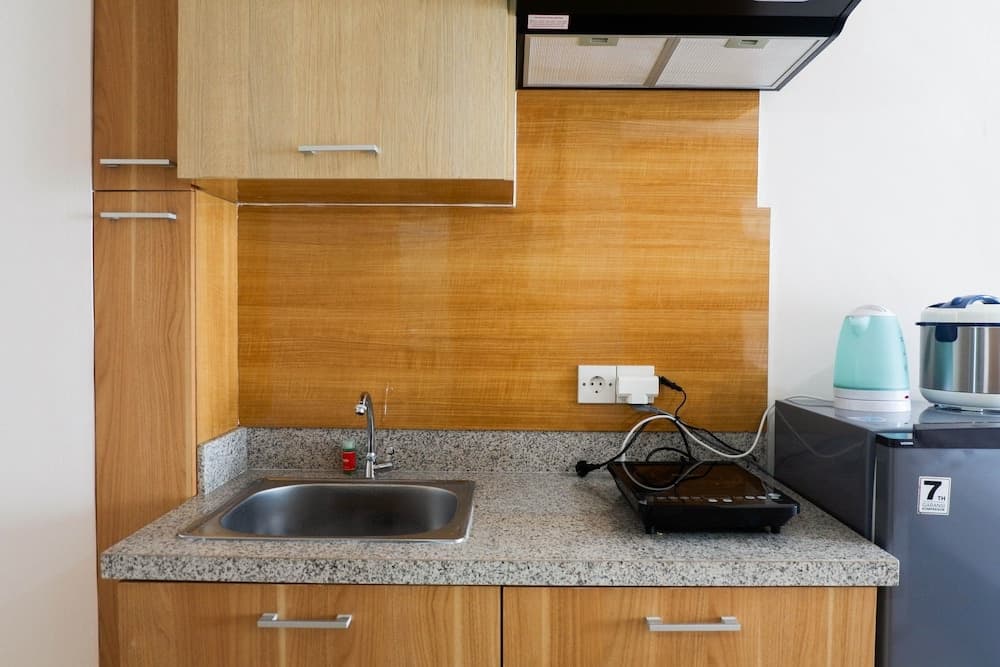 Strategic Studio Apartment at Orchard Mansion Supermall