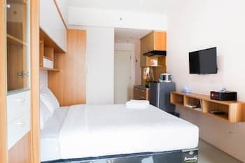 Strategic Studio Apartment at Orchard Mansion Supermall