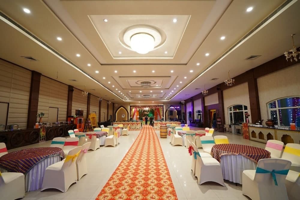 juSTa Palampur Resort & Convention Centre