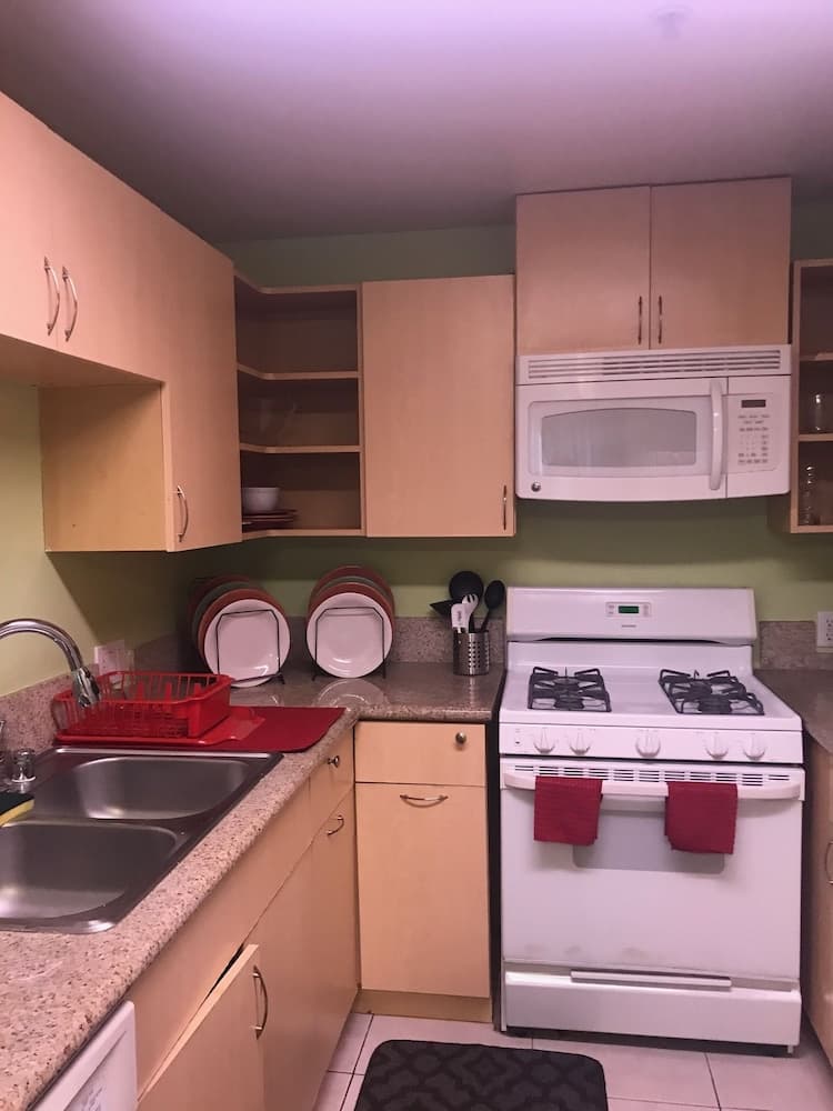 Relax and Comfortable 2 Bedroom Townhome