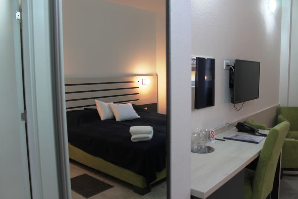 Garni Hotel 11Tica DM