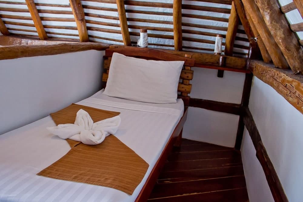 Caluwayan Palm Island Resort