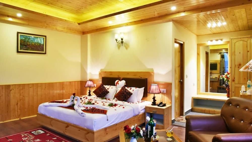 Whistling Pines Resorts and Spa