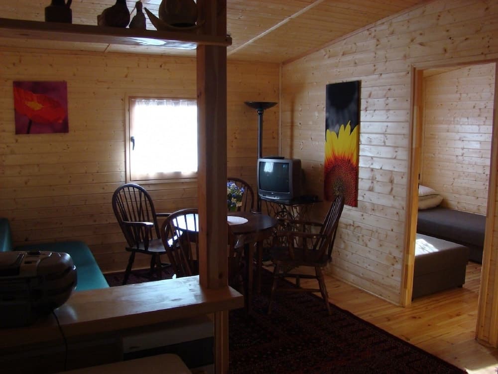 Domki Drewniane Świętne