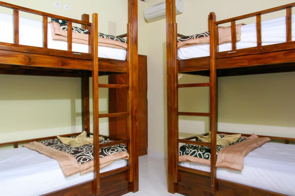 Medal Jaya Hostel & Room