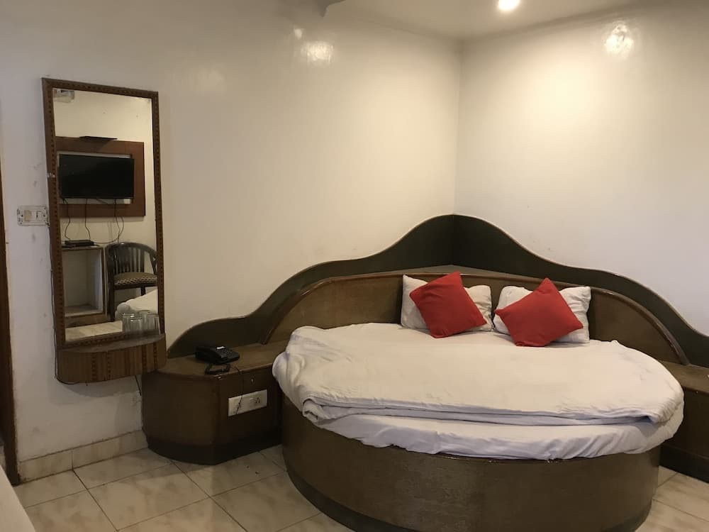 Hotel Rachana Tourist