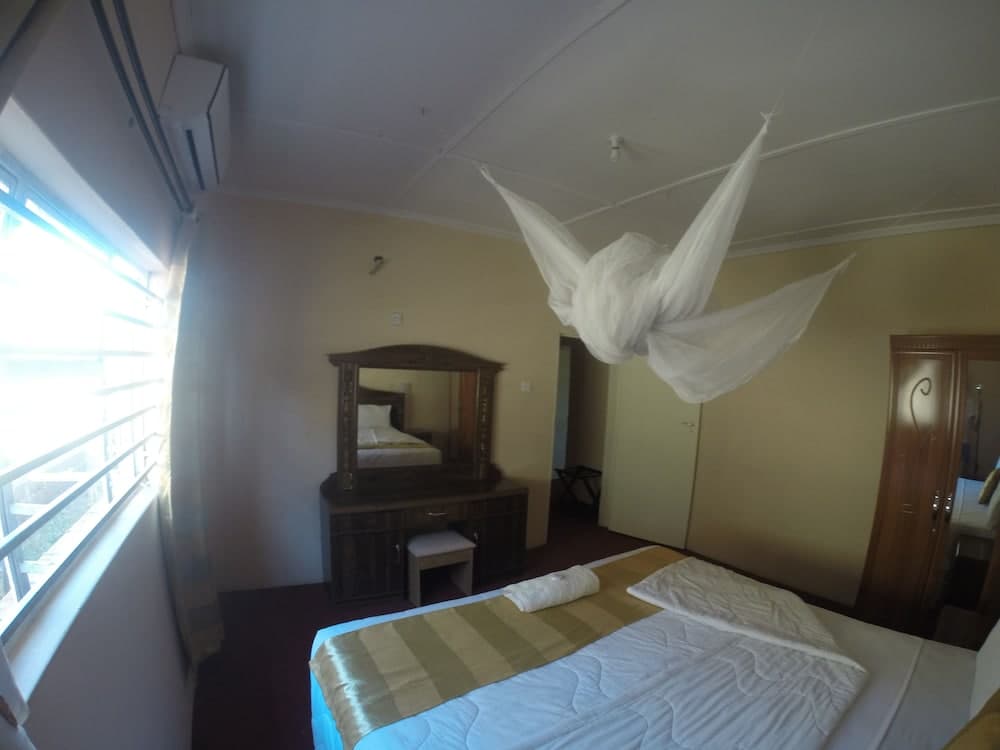 Golden Days Executive lodge