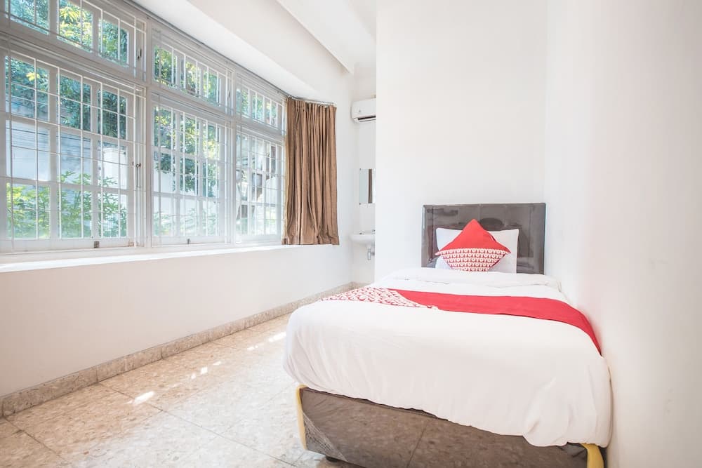 Capital O 332 Residence G17 Kemang