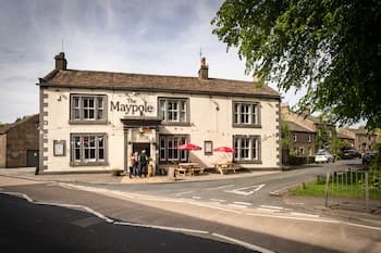 Maypole Inn