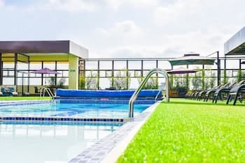 Verona Hotel & Conference Center