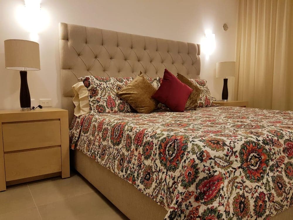 Cute 1 BR in amazing location by Happy Address