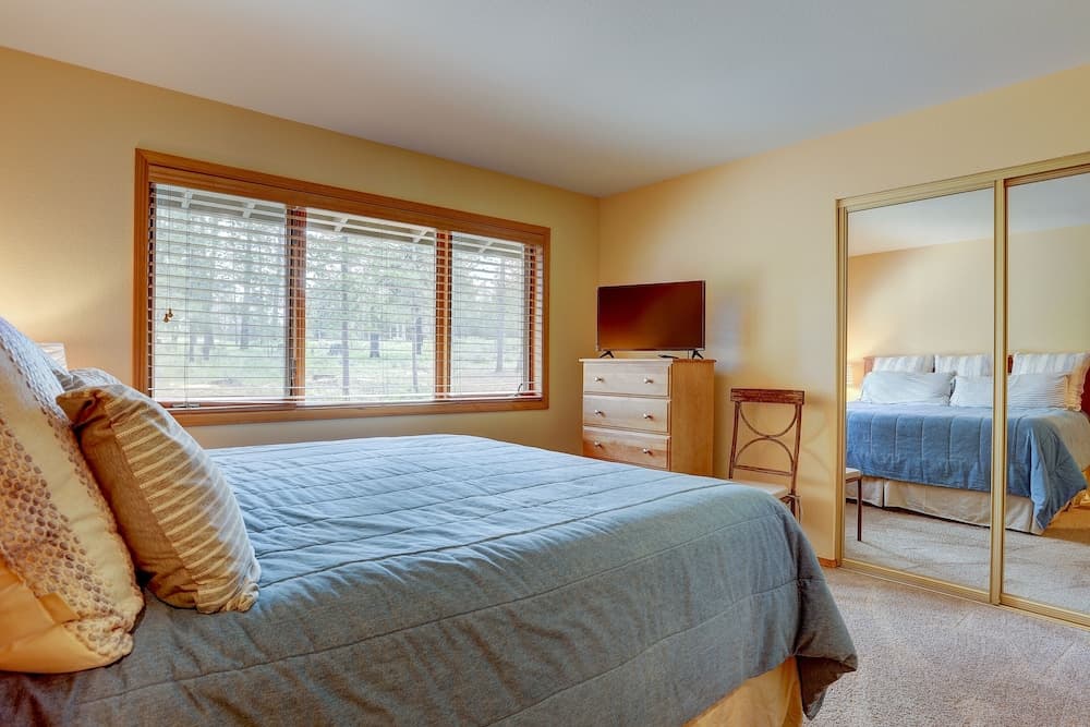 16 Yellow Pine 3 Bedroom Home by RedAwning