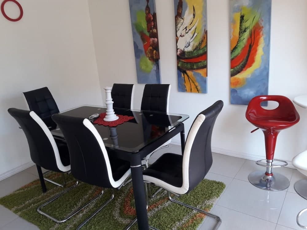 Casa Con Piscina En Viña Del Mar