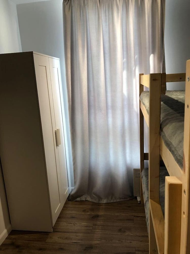 Apartment on Kamyshovaya St. 41, apt 10