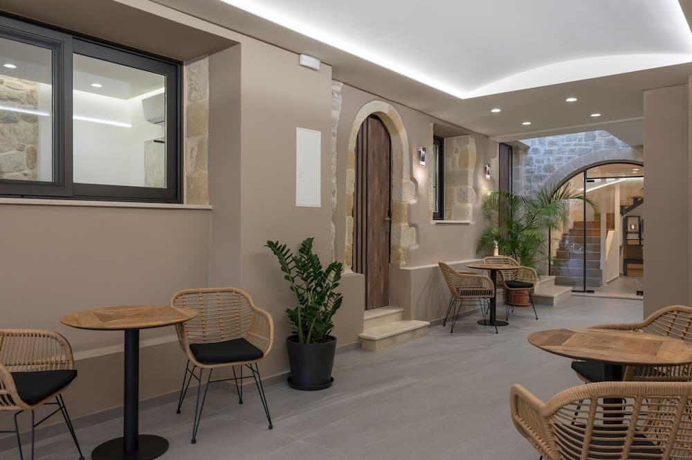 Casa D'Irene Deluxe Hotel