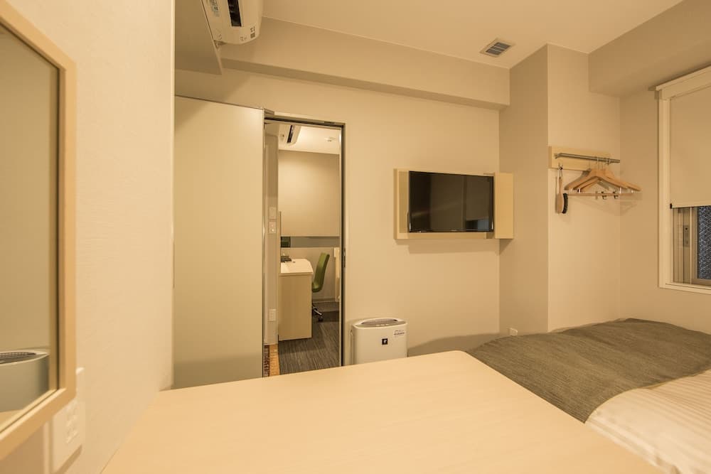 Super Hotel Premier Osaka Honmachi