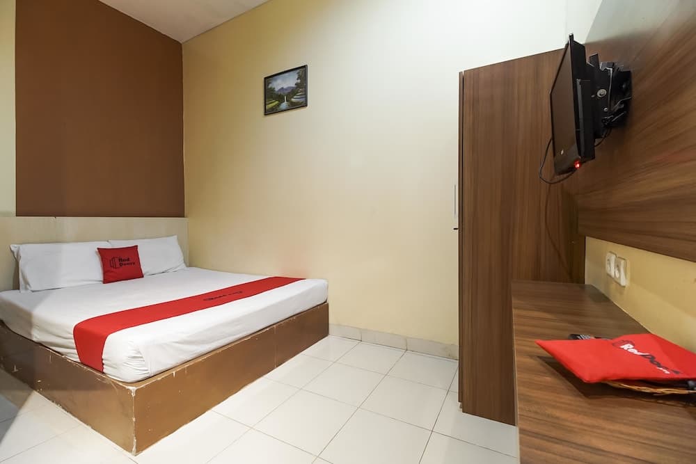 RedDoorz @ Jalan Hertasning