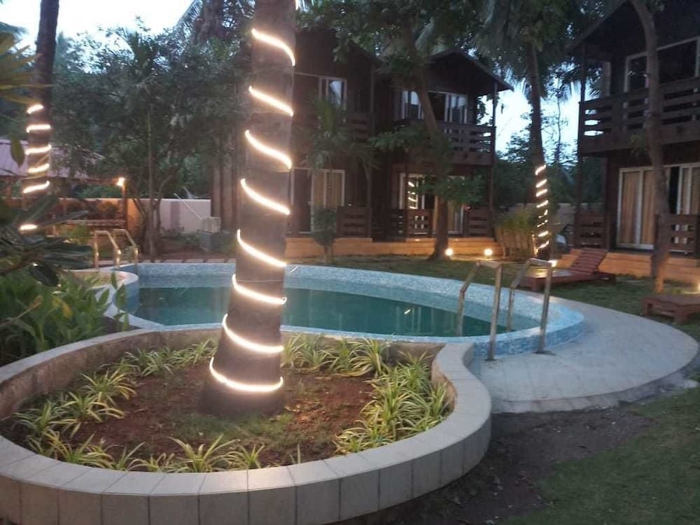 Vinnca Woodvillas Beachfront Resort