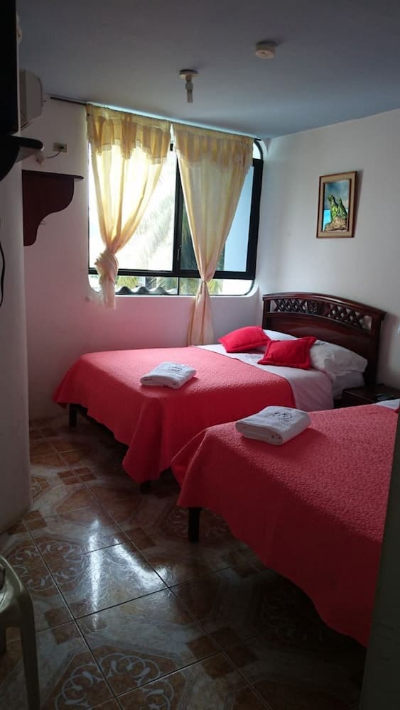 Hostal Brisas Del Mar