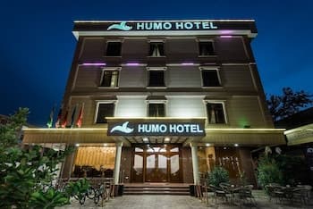 HUMO hotel