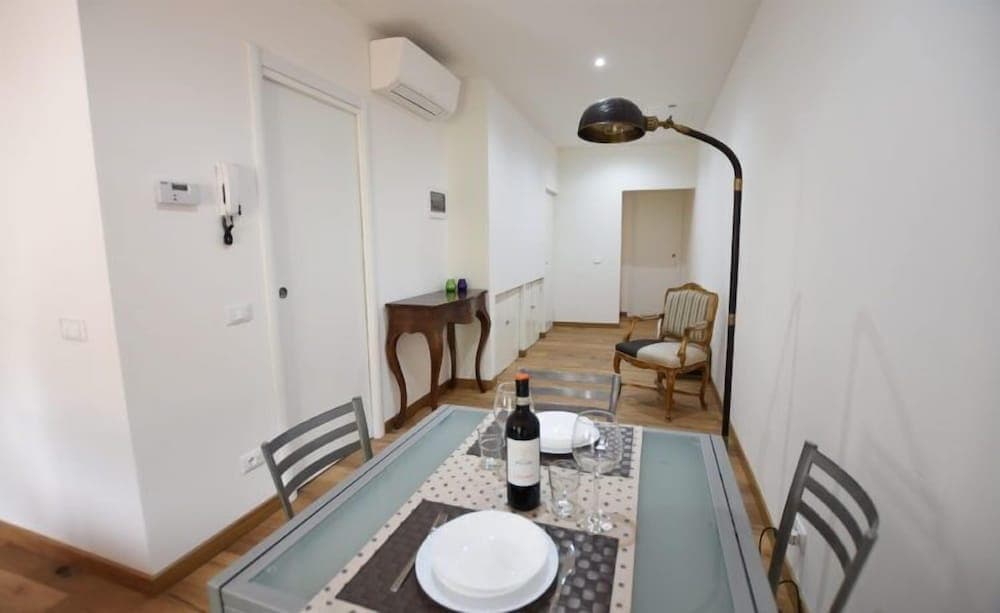 Queen House Cernobbio