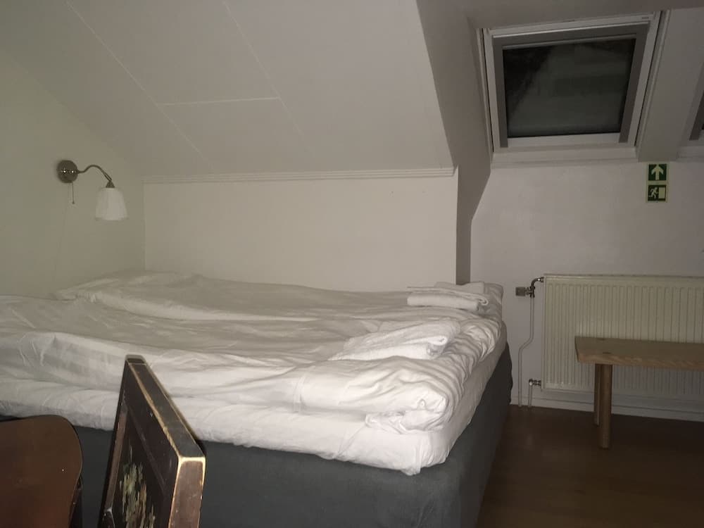 Trollhättans Bed and Breakfast