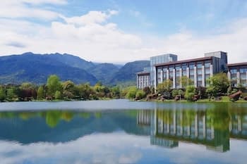 Le Méridien Emei Mountain Resort