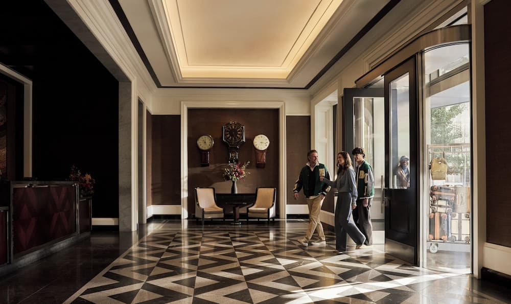 Four Seasons Hotel One Dalton Street, Boston