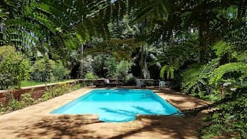 Simbamwenni Lodge and Camping
