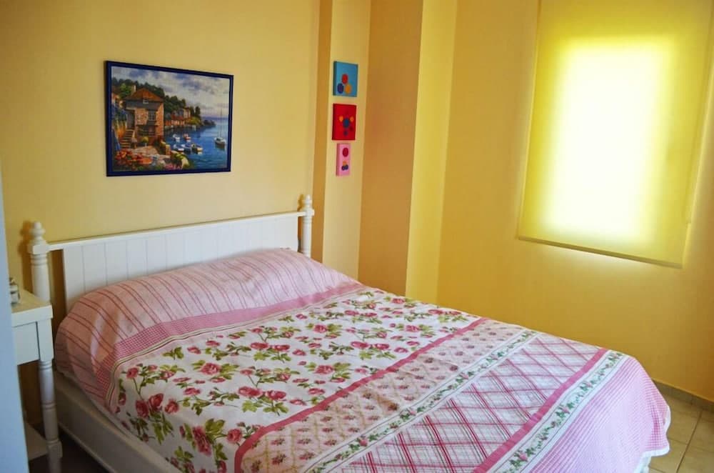 Apartment 3 Bedroom Lake View 3 by Likya Global