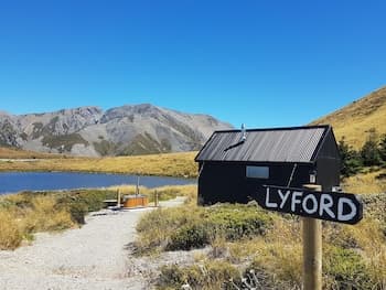 Lake Stella Mountain Retreat