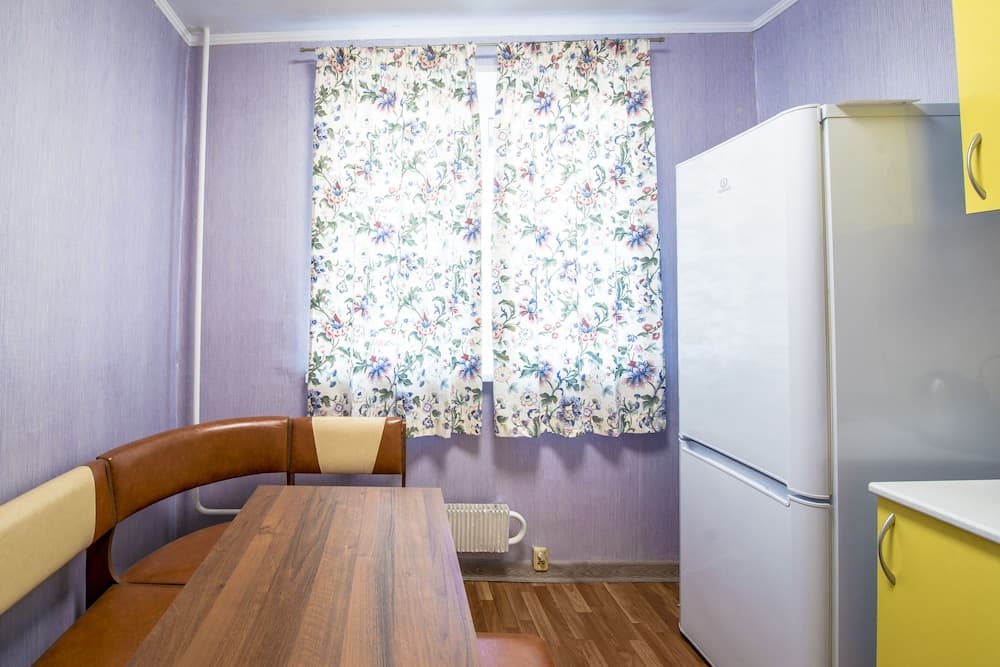 Domumetro on Akademika Chelomeya 10