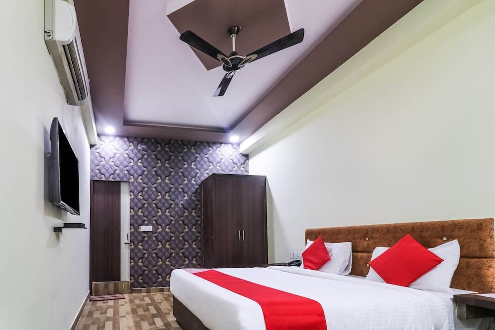 OYO 26223 The Royal Haveli