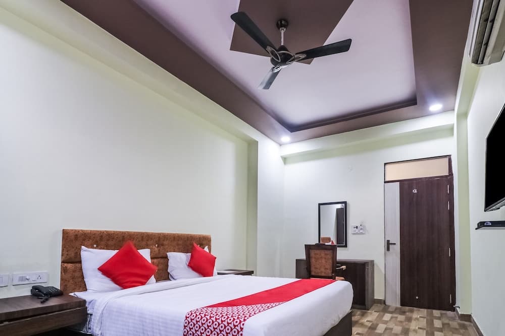 OYO 26223 The Royal Haveli